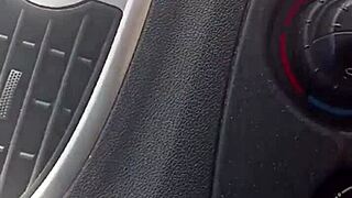 Latina milf en la vía pública, damn, banging my suegra in the car! 😜