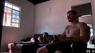 यार, कारमोना को चूसते हुए गेमिंग, शामिल होना चाहते हो?