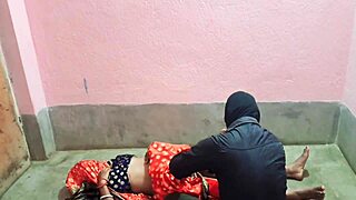 नई शादीशुदा स्टेपमॉम, स्टेपसन को चोदने का ट्रिक? बड़े बूब्स प्रेसिंग इंतजार