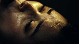 घर में घुसने वाले पकड़े: क्यूट 18+ शेलेना को मॉन्स्टर हेंटाई लंड से गहरा चोदा