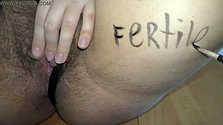 सो, दिस हैरी बीबीडब्ल्यू गर्ल रॉक्स अ ल्यूड बिकिनी. शीज़ कवर्ड इन डर्टी बॉडी राइटिंग्स लाइक हेंटाई मिल्की मारी!