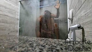 हमारा पहला वीडियो मास्क के बिना