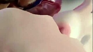 उसे मेरी मोटी BBC रंडी बनना पसंद लैटिना चूत गांड चुदाई के साथ