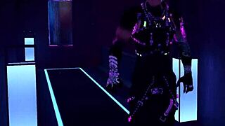 Cyberpunk vixen dominates sneaky thief in vipsluts animation