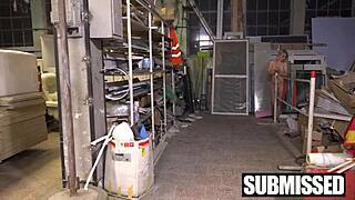 मैं, चेस्टी ब्लोंड स्लेव कर्स्टी वॉटरफॉल, सबमिस्ड में डोमिनेटेड होती हूं