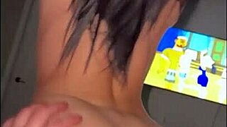 College freshman Delilah Dagger fucks frat guy after party