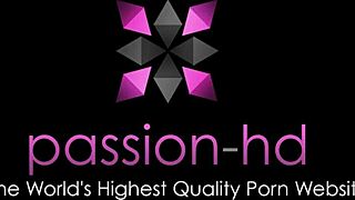 रियल्टर स्लट टाइट कंट से डील क्लोज करती है