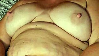 milf climax from self pleasure